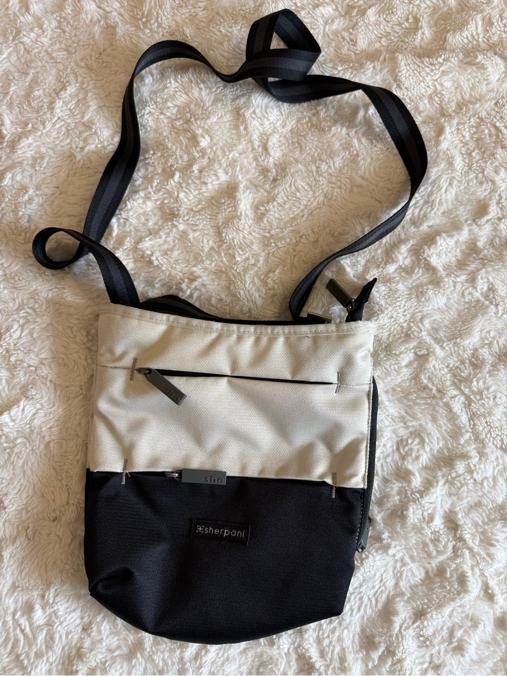 Sherpani Black & Cream Lightweight Crossbody Bag